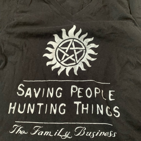 supernatural black tshirt - Picture 2 of 3